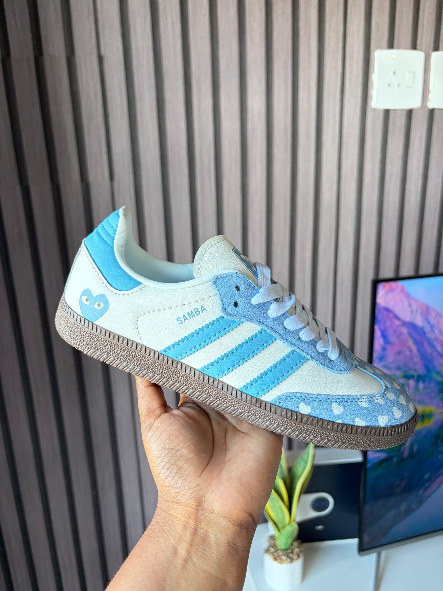 Samba blue hearts